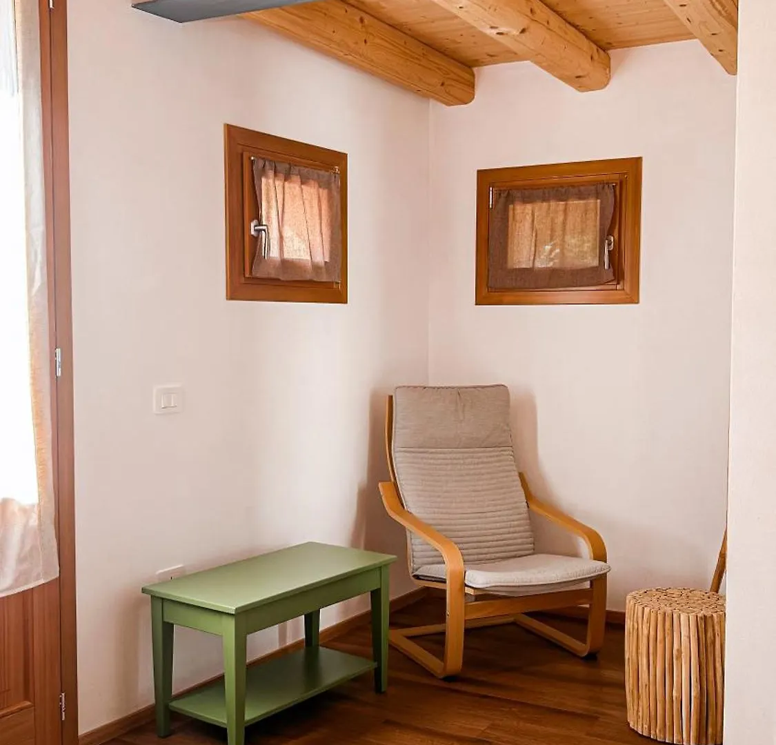 Agriturismo La Collina Delle Api Castelcucco 0*,